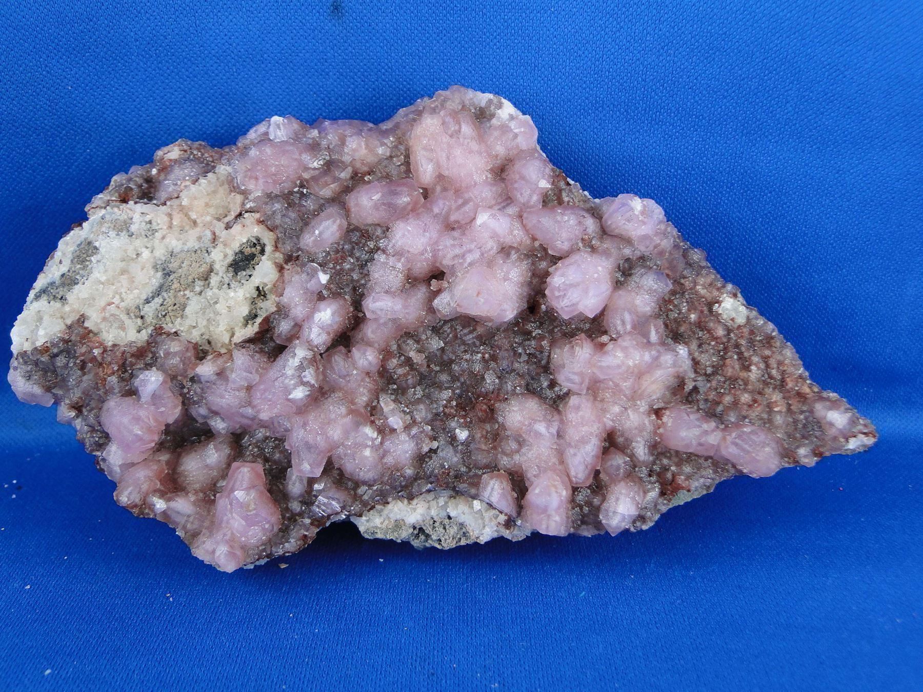 Minerali & Pietre curative: Calcit var Cobaltoan – Usato da Schinznach Bad venduto da Demerald