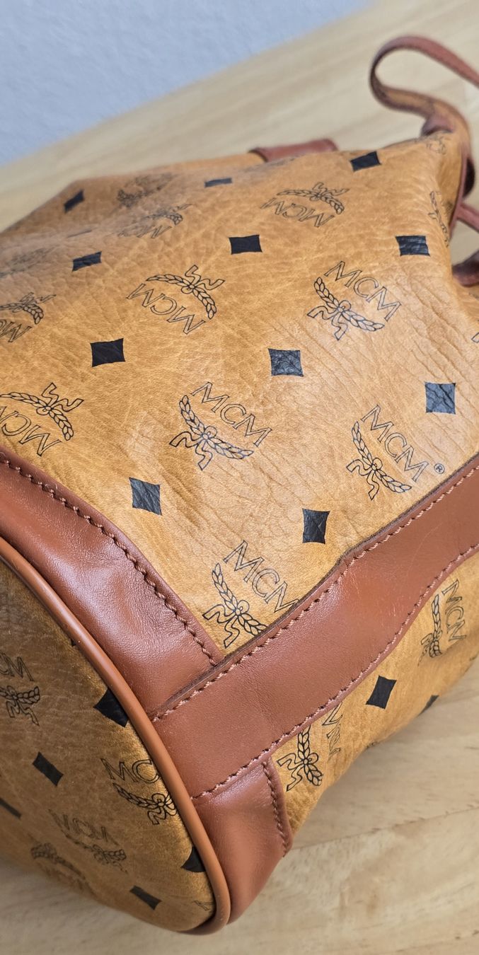 Mcm Taschen für Damen: MCM Beuteltasche Medium Cognac Canvas – Gebraucht aus Niederteufen von Mira_72 3