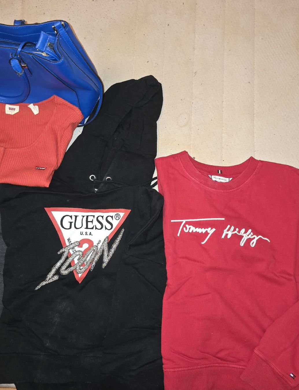 Tommy Hilfiger Lotti di vestiti: guess guess Tommy Hilfiger calvin Klein – Usato da Salavaux venduto da shop85 2