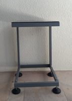 Beistelltisch Standfuss verstellbar. 