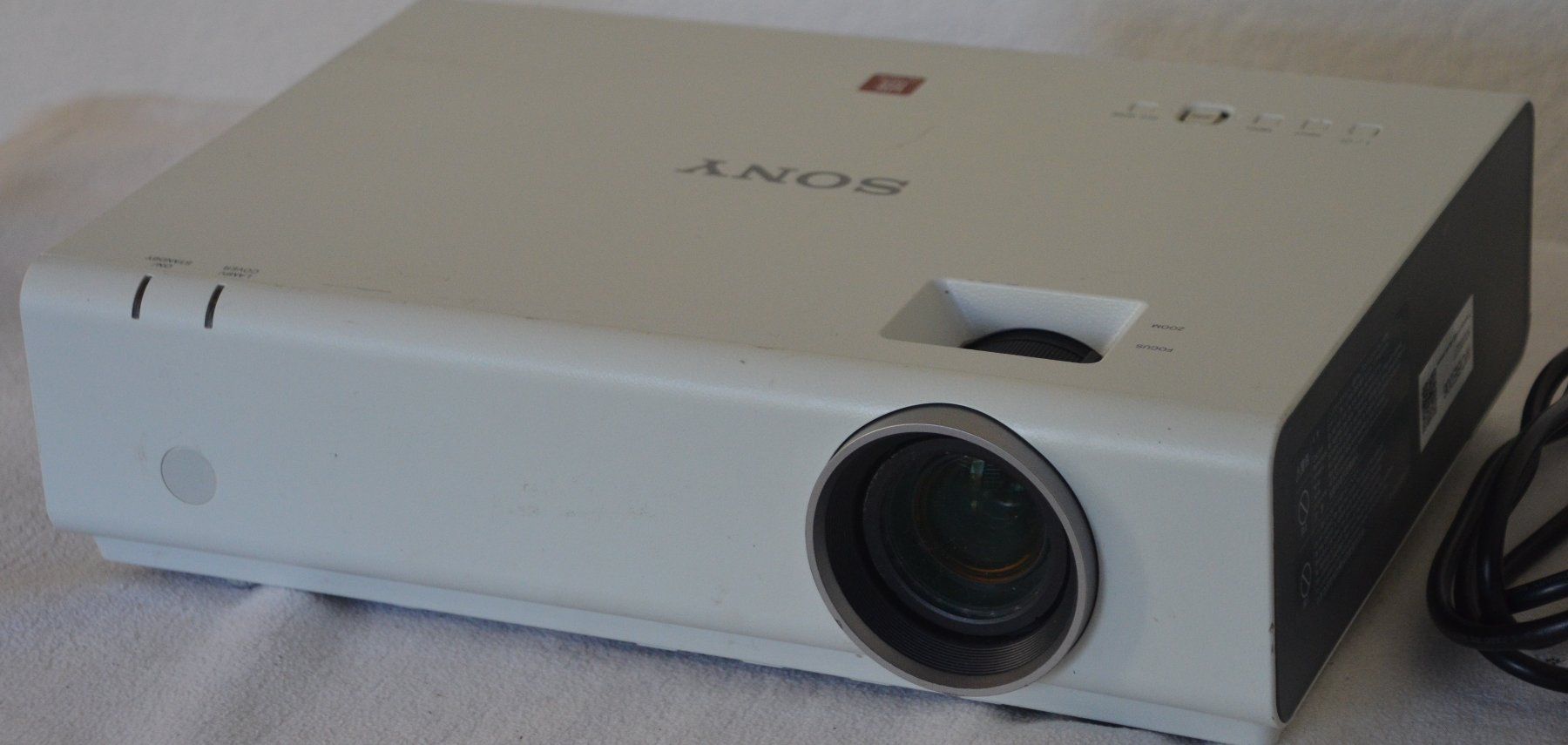 Sony Videoprojektoren: Beamer Sony VPL-EW246 HDMI projecteur – Gebraucht aus Collonges von arashee 1