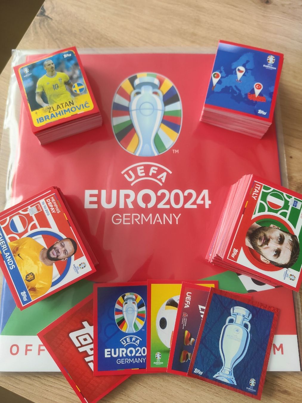 Topps Carte collezionabili: TOPPS 2024 Set inkl. SP rot – Nuovo (secondo la descrizione) da Ettingen venduto da flo1988