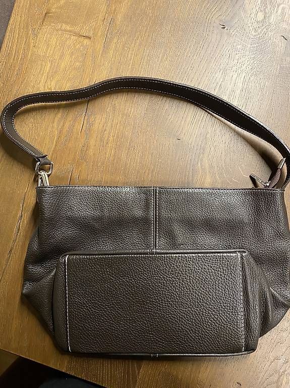 Borse da donna: Leder Handtasche  – Usato da Winterthur venduto da Glionel