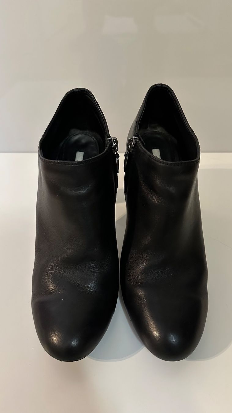 Geox Damenschuhe: Damen Geox Schuhe Gr. 38 – Gebraucht aus Jonen von BMWE369