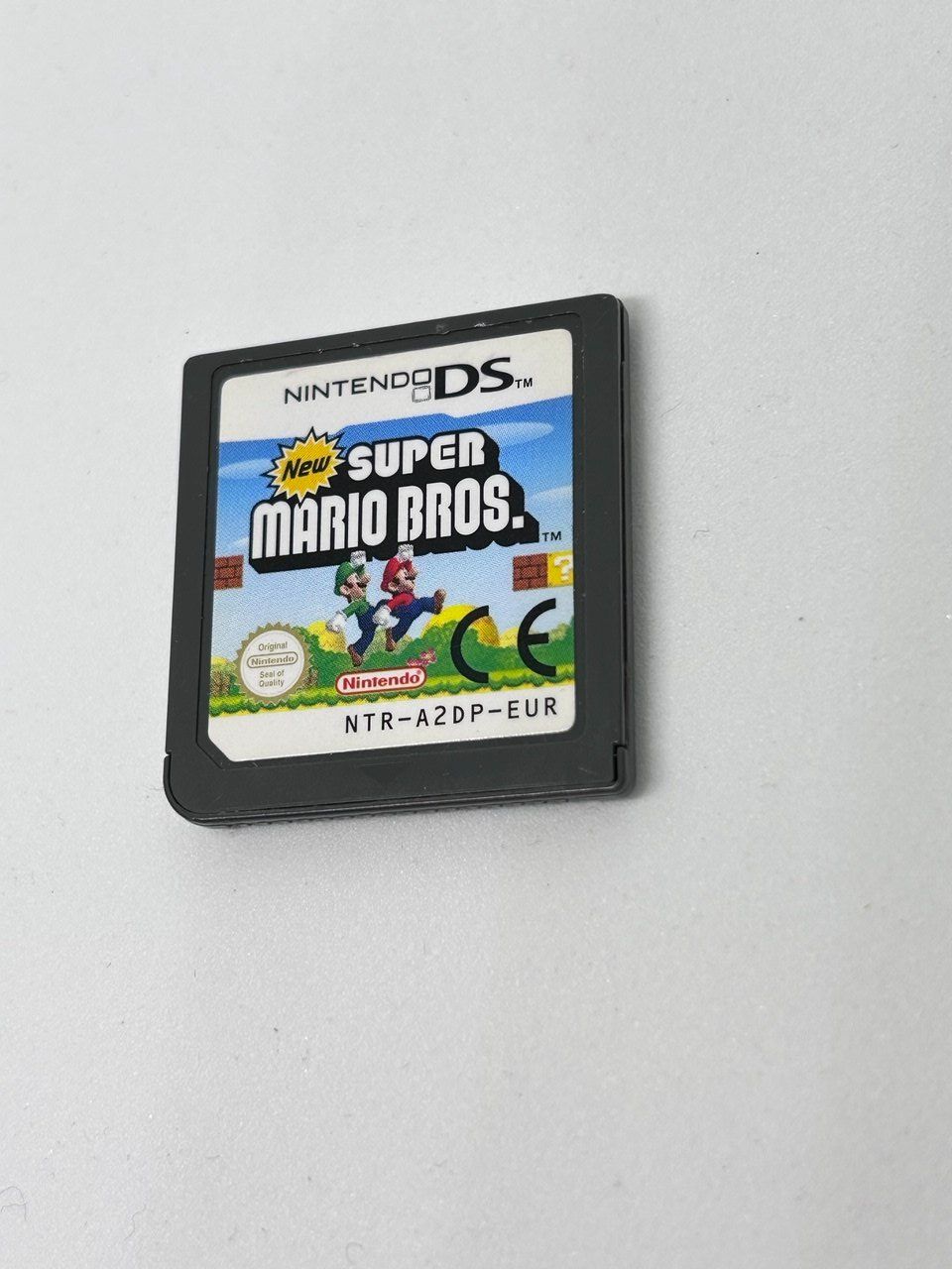 Nintendo Giochi: New Super Mario Bros. per Nintendo DS – Usato da Giubiasco venduto da LorisVale 2