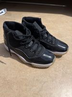 Air Jordan 11  25.Jubiläum, Grösse 43, Schwarz!