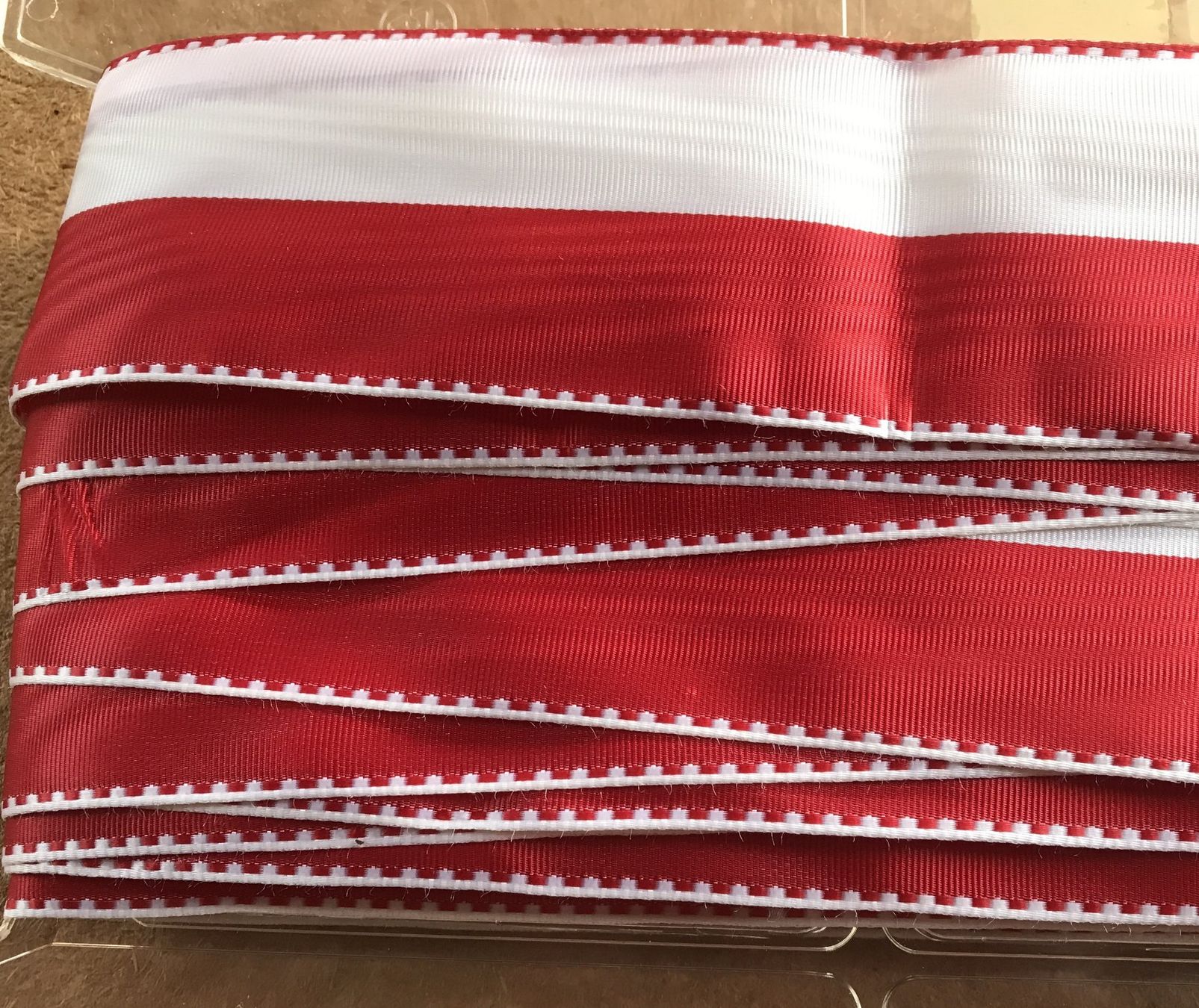 Tessuti: STOFFBAND-MEDAILLEN 15 METER NEU – Nuovo (secondo la descrizione) da Ostermundigen venduto da wini63 1