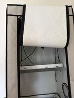 Growbox mit Plastikwanne
