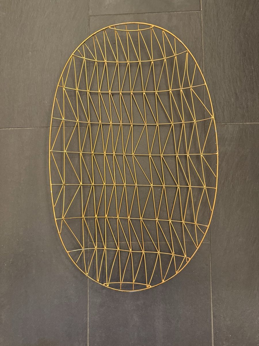 Tutte le decorazioni: Deko Objekt Draht oval goldfarben geometrisch neu – Usato da Bern venduto da dorissiegenthaler