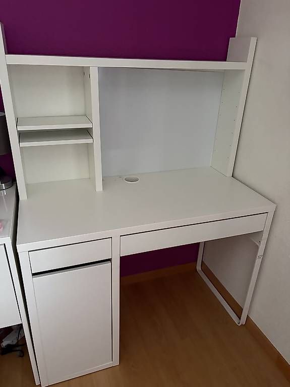 Scrivanie: IKEA Schreibtisch Micke – Usato da Burgdorf venduto da selina.furer