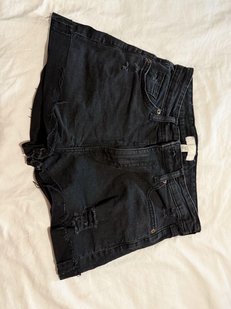 Mango Pantalons: Mango Shorts – D'occasion à Dübendorf par kat_gxm9