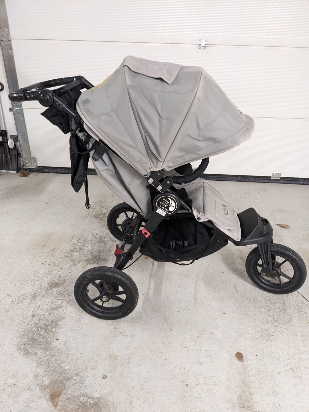 Baby Jogger Carrozzine: Kinderwagen Baby Jogger – Usato da Lungern venduto da Second3