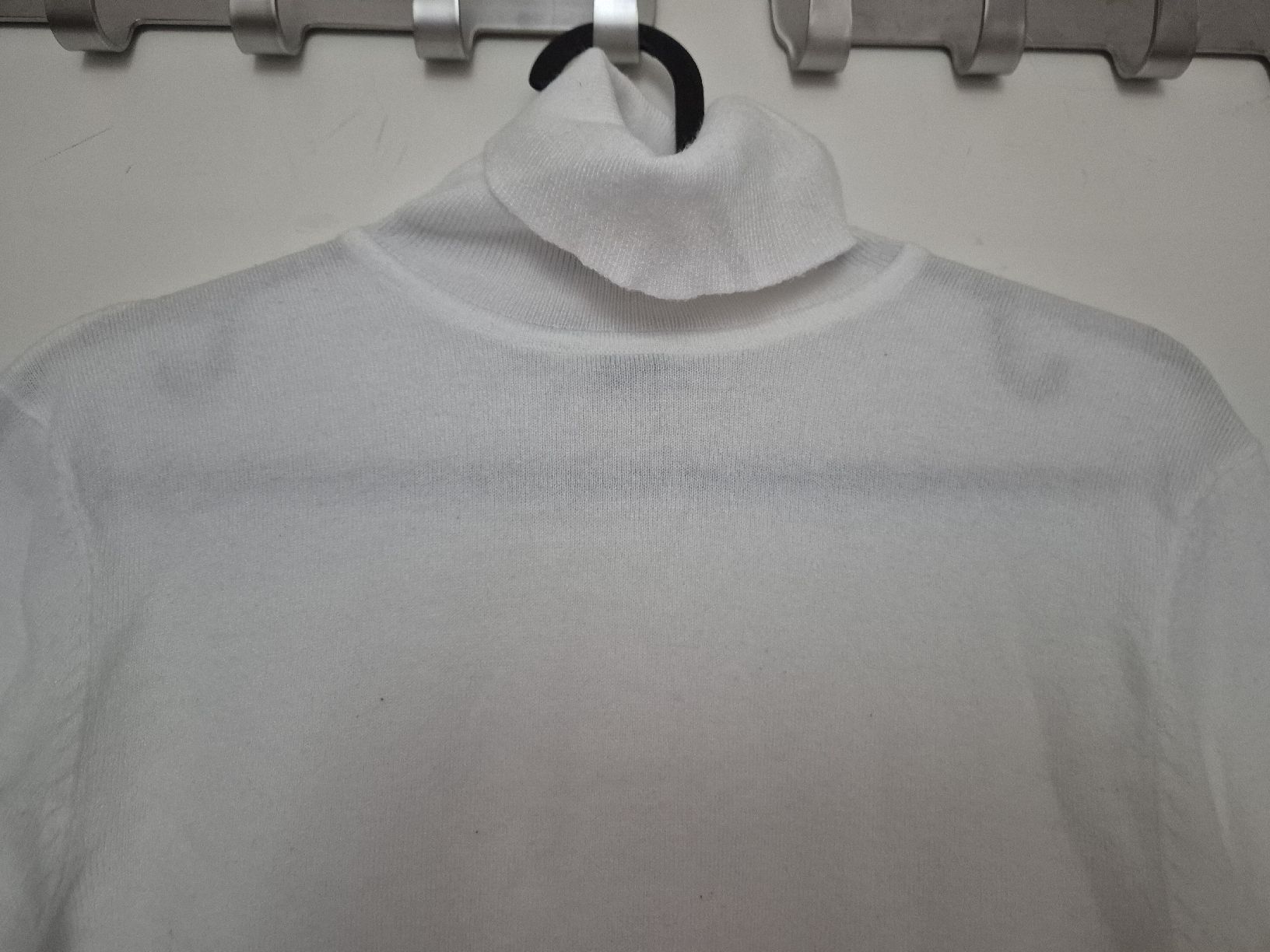 Maglioni & Felpe: Weisser Rollkragenpullover – Nuovo (secondo la descrizione) da Aesch BL venduto da sar_j59l 1