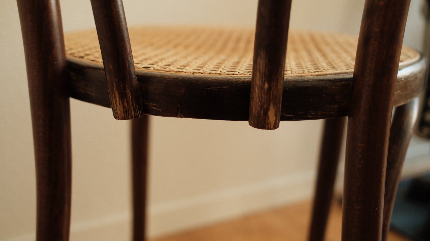 Chaises: Schöner Holzstuhl – D'occasion à Thun par angerber 2