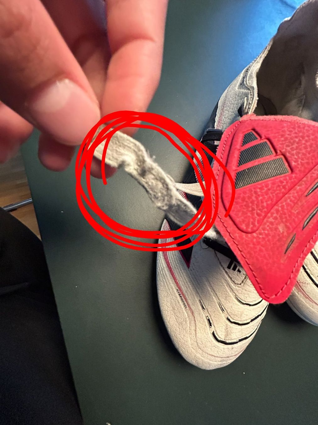 Adidas Scarpe da uomo: Adidas Predator Weiss – Usato da Luzern venduto da 12hundert 3