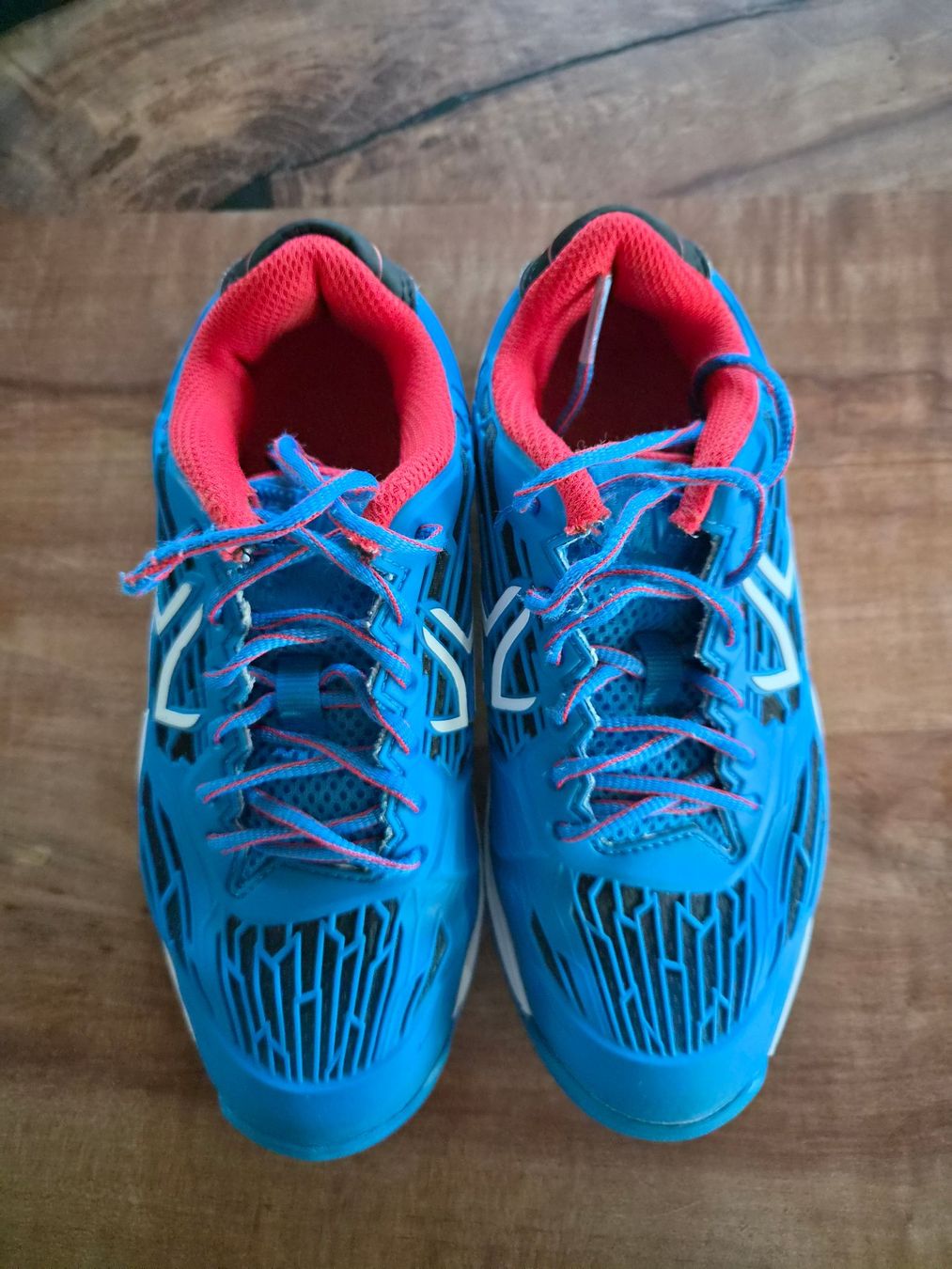 Decathlon Chaussures garçon: Turnschuhe / Freizeitschuhe / Schuhe Grösse 33 – Neuf (Voir description) à Giswil par monimaus08 1