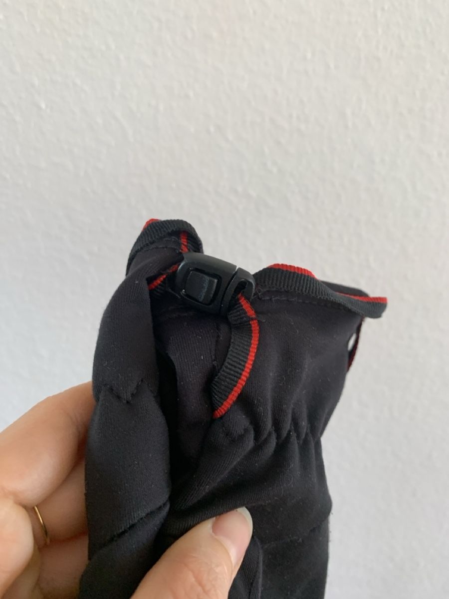 Decathlon Guanti & manicotti: Handschuhe Forclaz – Usato da Zürich venduto da herbalpoetry 7