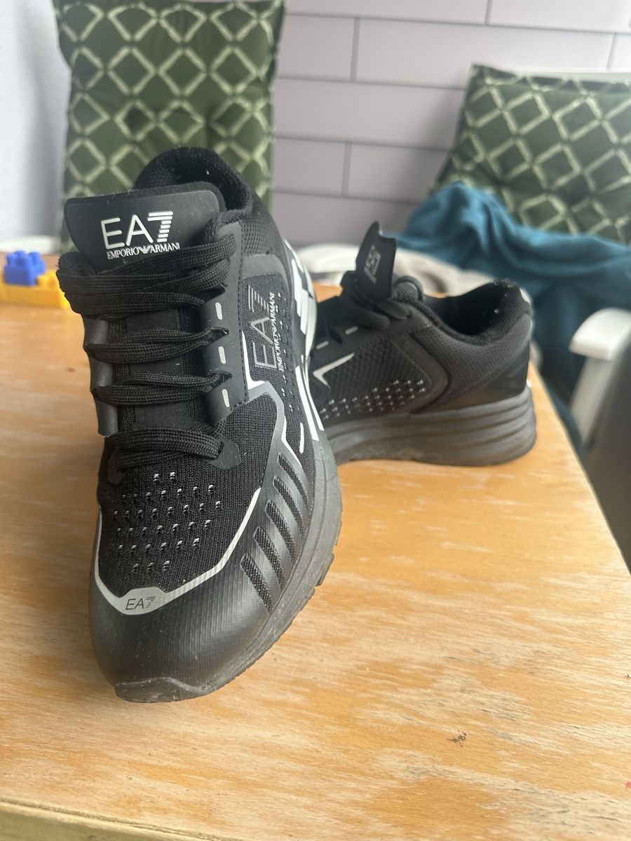 Scarpe da uomo: Armani Schuhe – Usato da Schaffhausen venduto da Katya_R