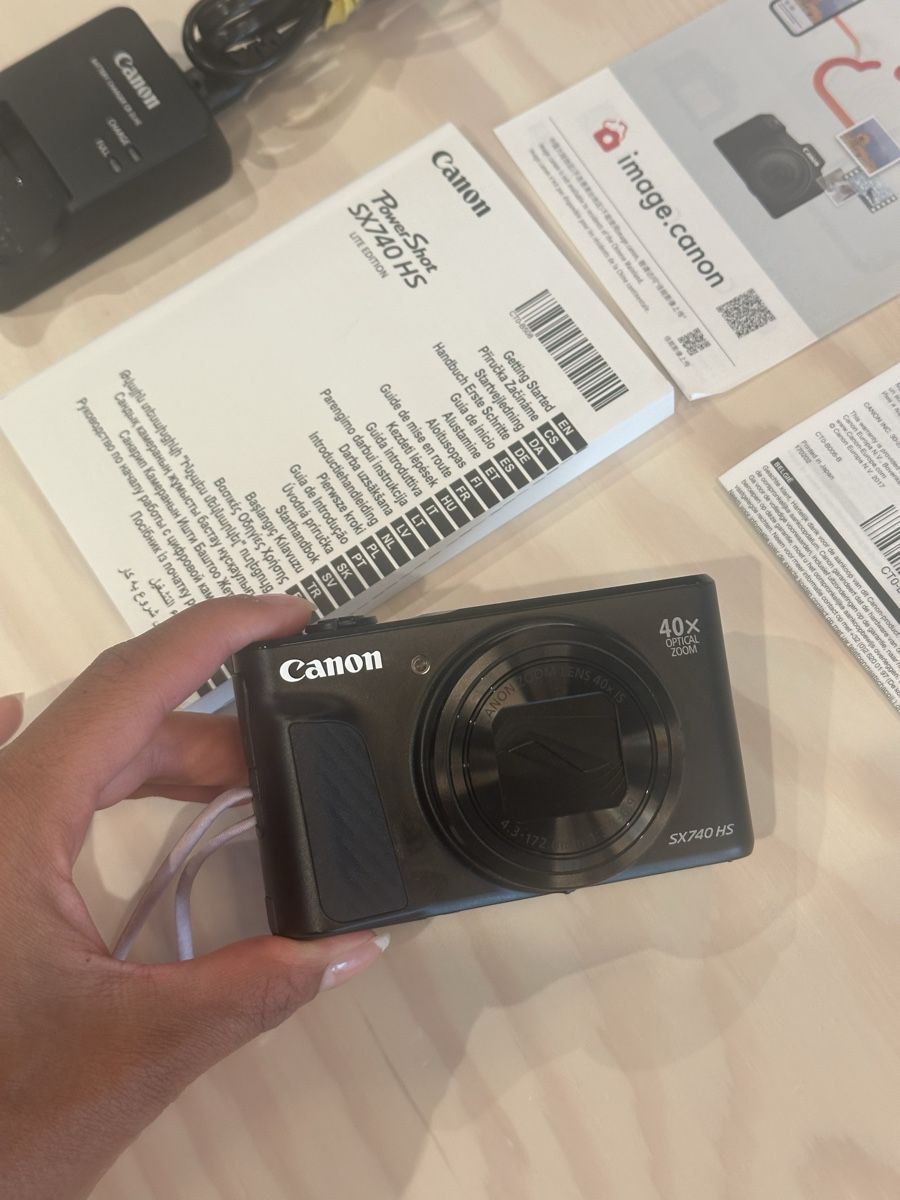 Canon Fotocamera: CANON SX740HS – Usato da Schlieren venduto da LOVEME2TIMES
