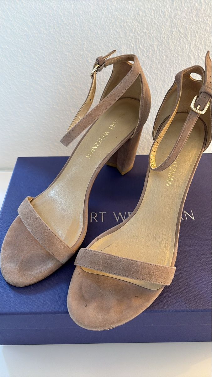 Stuart Weitzman Damenschuhe: Elegante Stuart Weitzman Sandalen Gr. 40 – Gebraucht aus Männedorf von Sabrinas_Schrank