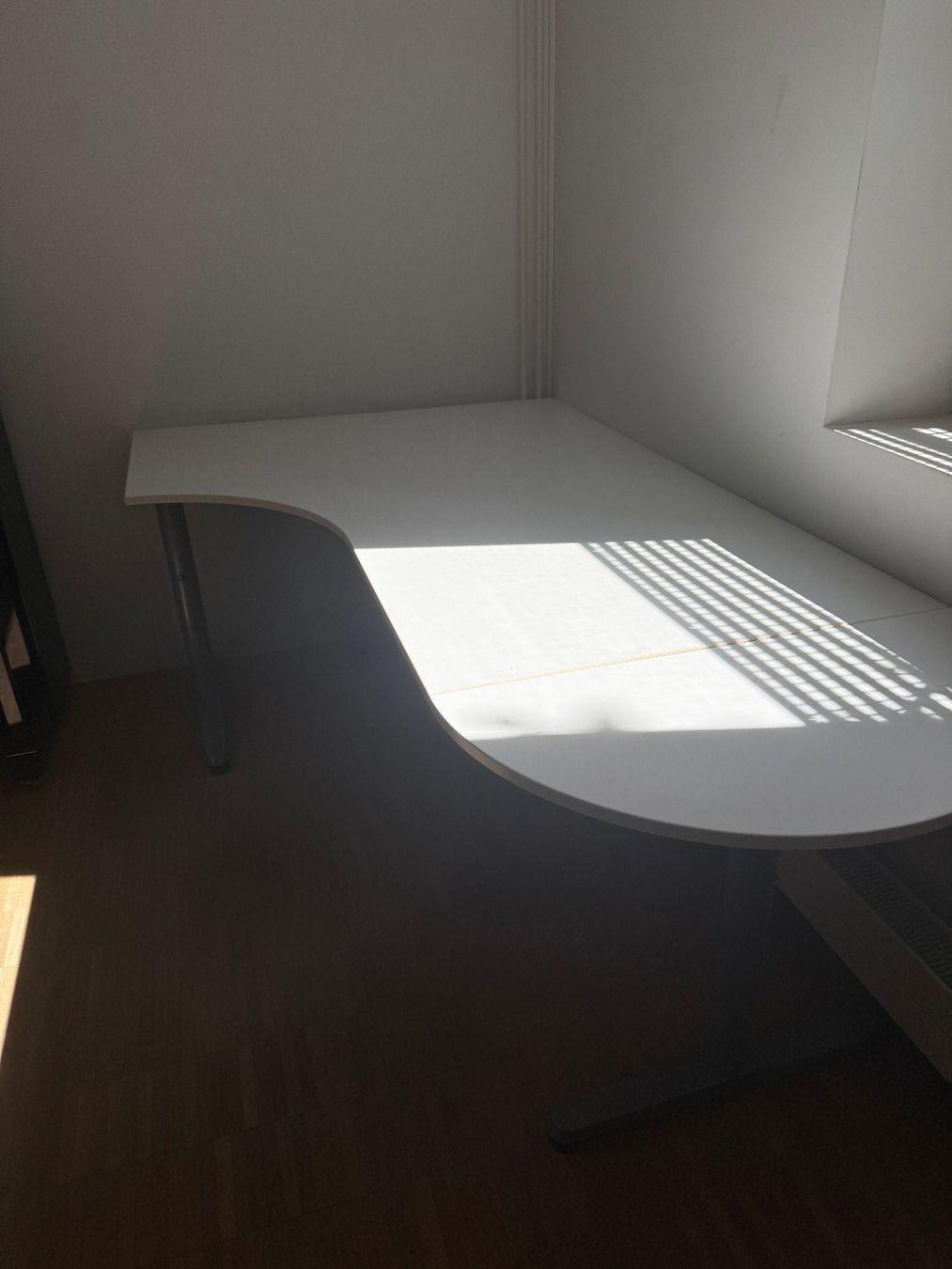 Schreibtische: Schreibtisch – Gebraucht aus Bern von Tillibilly 1