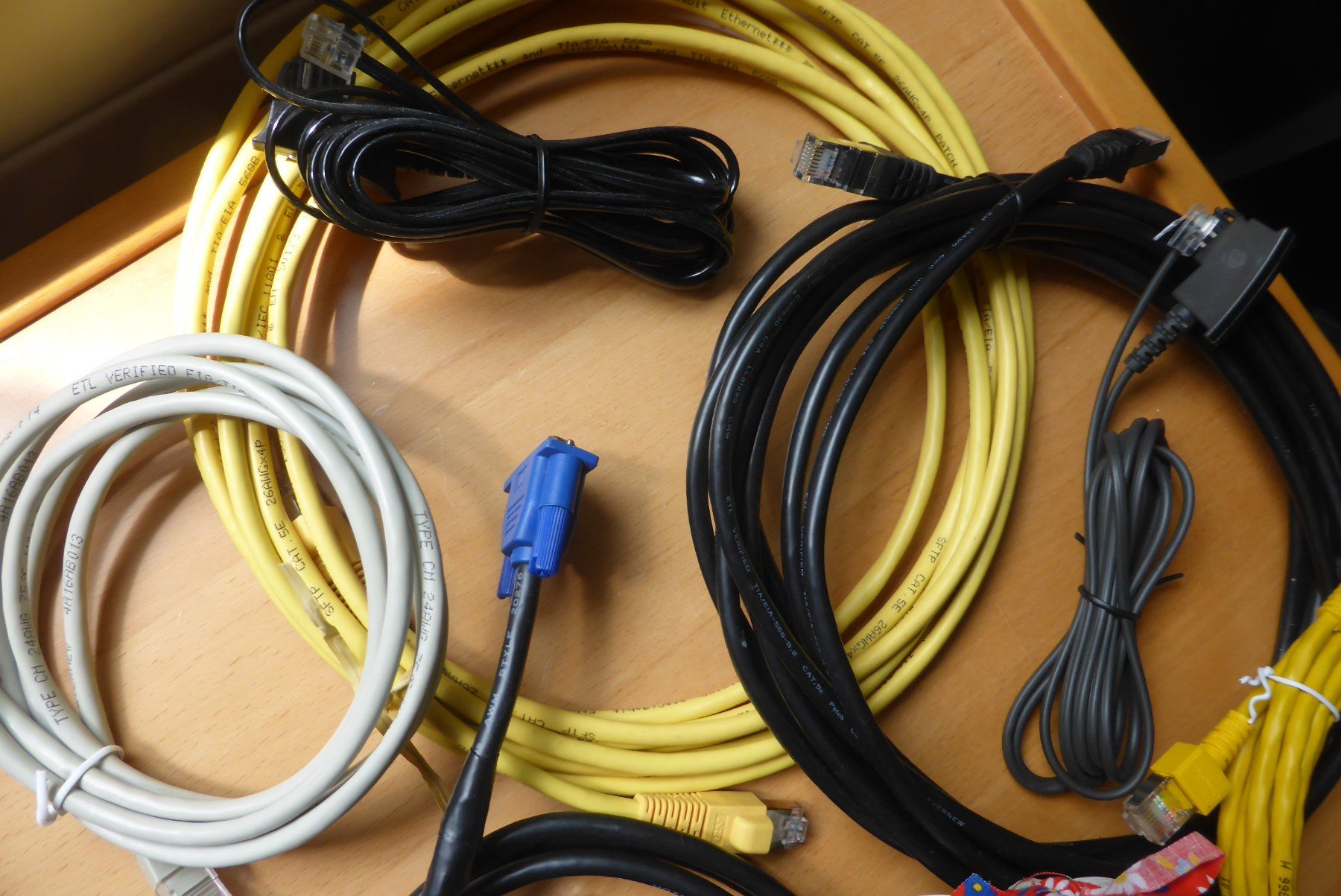 Kabel: Diverse PC Kabel und Telefonkabel - alles zu einem Preis – Neu (gemäss Beschreibung) aus Brunnadern von vapiano 1
