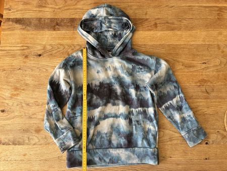 Schöner Hoodie Grösse 128