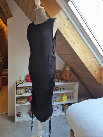 H&M Mama Kleid schwarz gerafft Grösse L guter Zustand