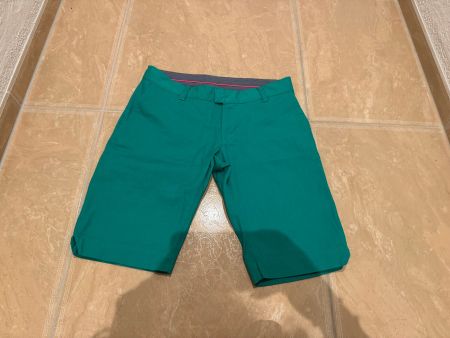 Peak Performance neue Damen shorts, W28 NP 109 Fr
