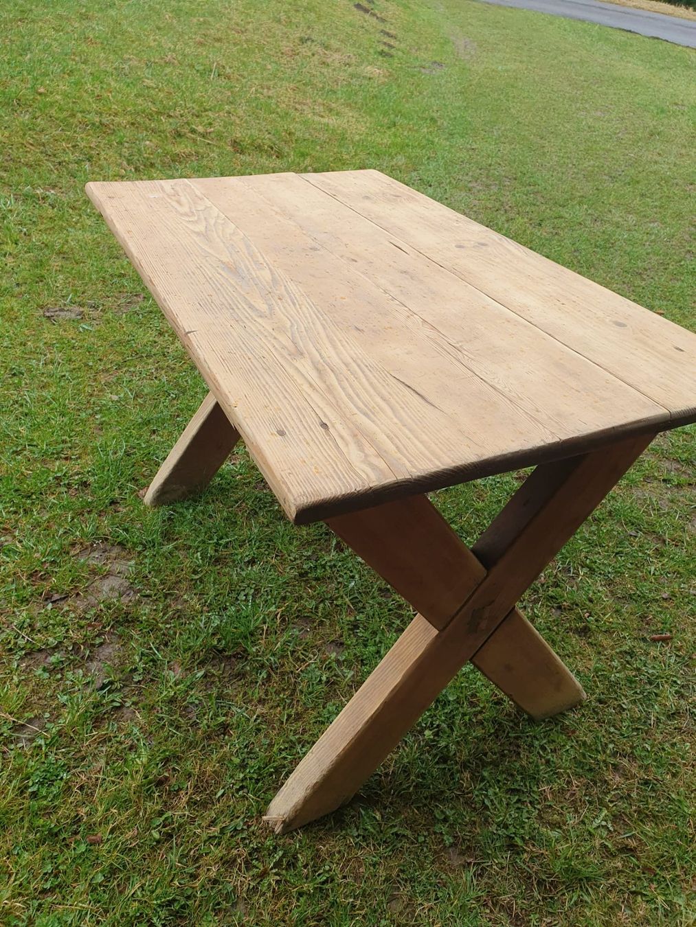 Tables: Tisch rustikal und antik – D'occasion à Malters par Moeschi5