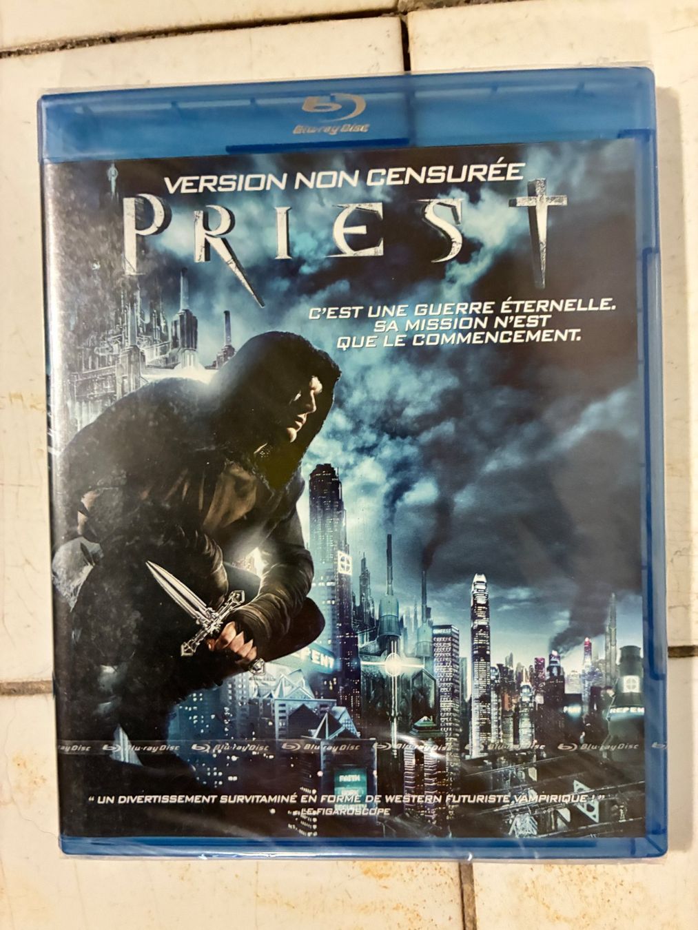 Tutti i DVDs: Priest (Version non censurée, 2011, Blu-ray, Vampires & SF) – Nuovo e nell'imballaggio originale da Vevey venduto da zecollector