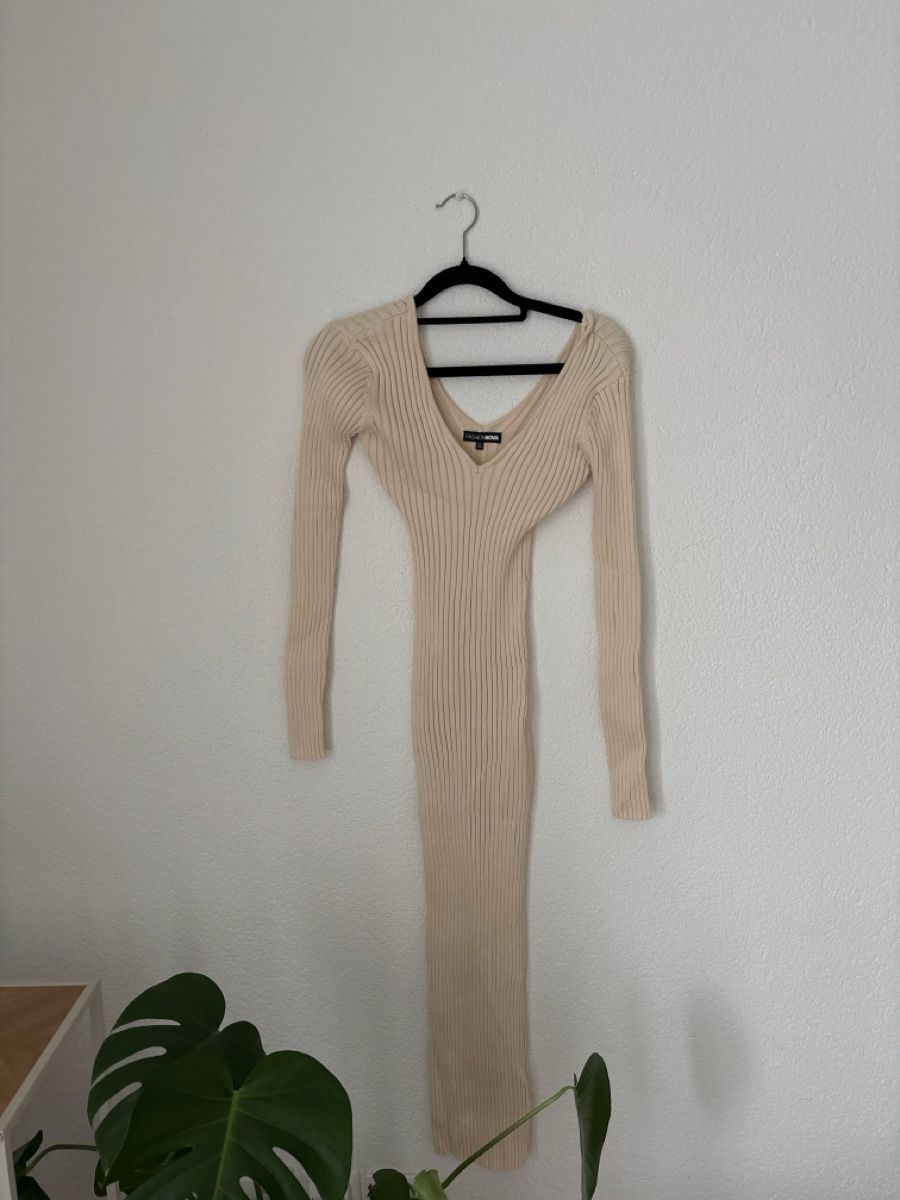 Kleider: Robe longue élastique moulante taille S/M – Gebraucht aus Prilly von hei_5q56 1