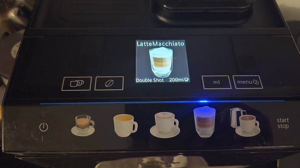 Macchine per caffè & Macchine per espresso: Machine à café automatique grain Siemens EQ500 – Usato da Gilly venduto da Florfil 3