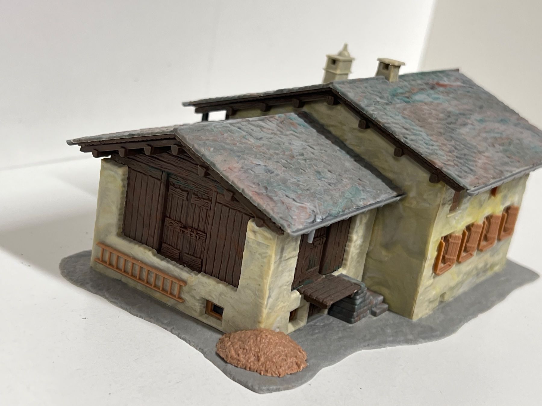 Kibri Modelleisenbahnen: Kibri Walliser Berghaus H0 – Gebraucht aus Neuenhof von ludovicco 1
