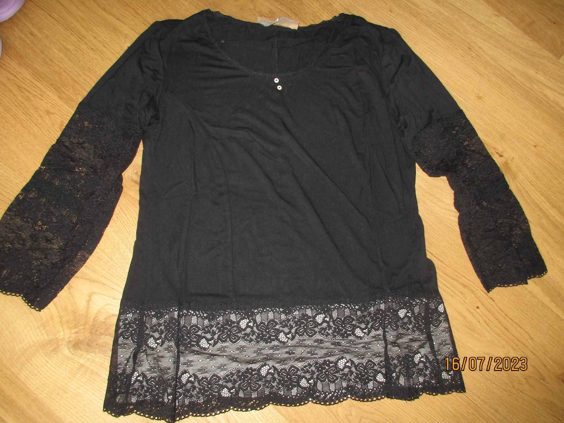 Bottega Veneta T-Shirts: Bottega Shirt langarm Xl schwarz – Gebraucht aus Ottenbach von Claurin 1