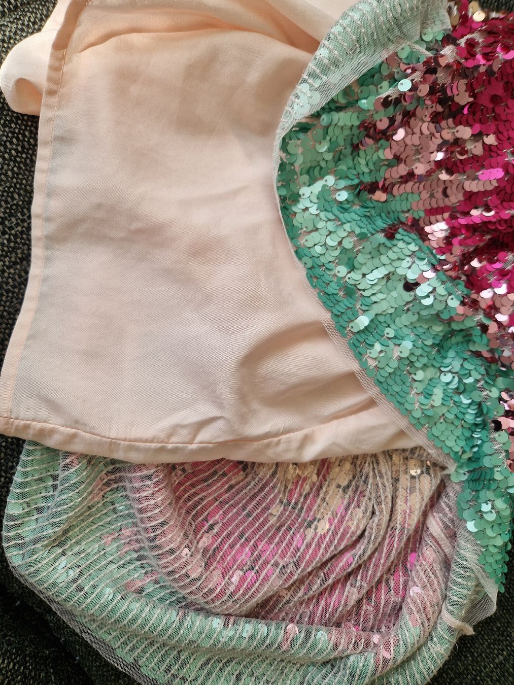 H&M Vestiti & Gonne: H&M Rock Gr 122 – Usato da Zollikerberg venduto da nmonika 2
