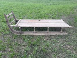 Antiker Holzschlitten