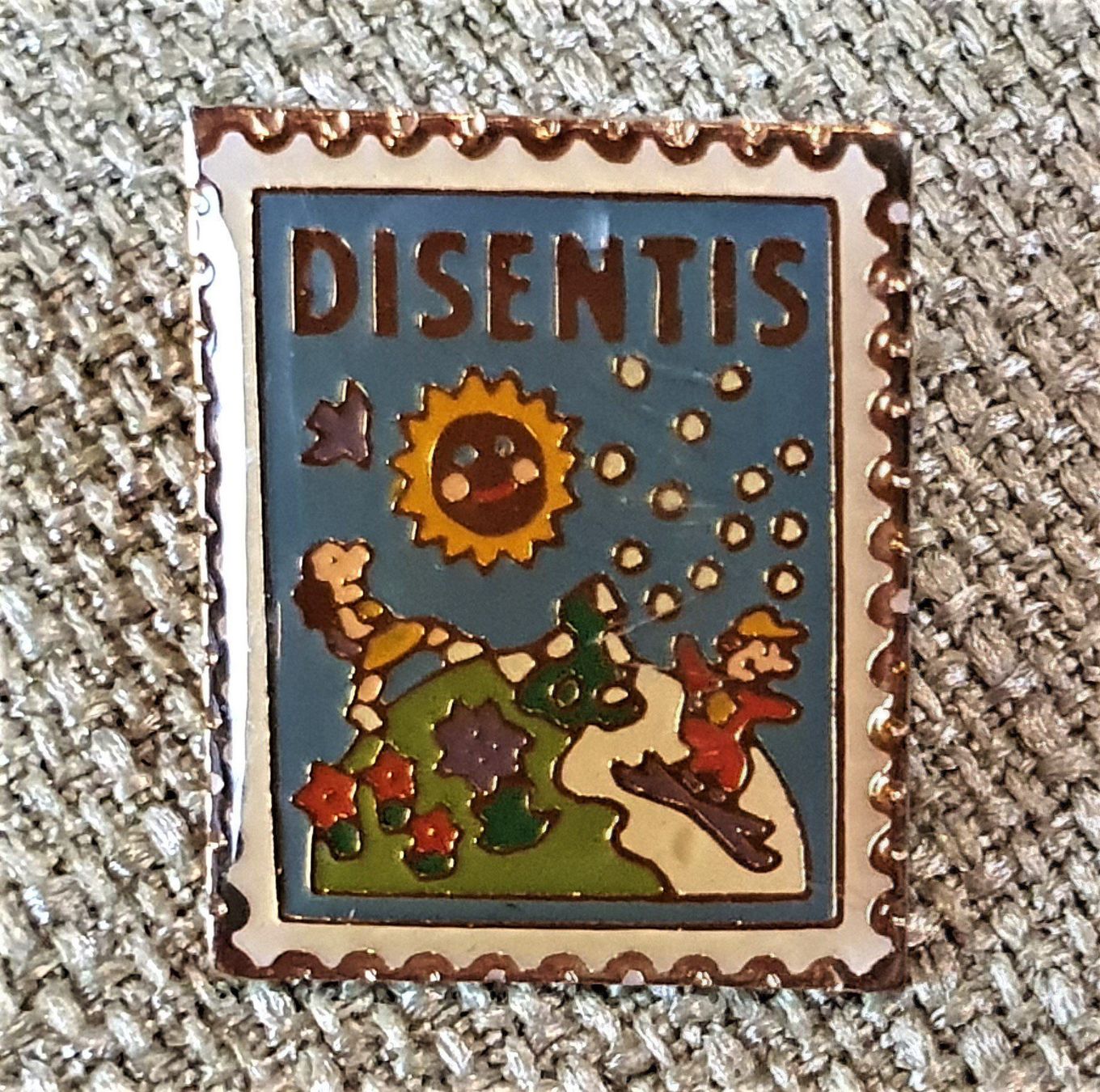 Plaketten & Abzeichen: B681  Pin Disentis Sommer Winter Schweiz – Gebraucht aus Reinach BL von Boston-Verkauf