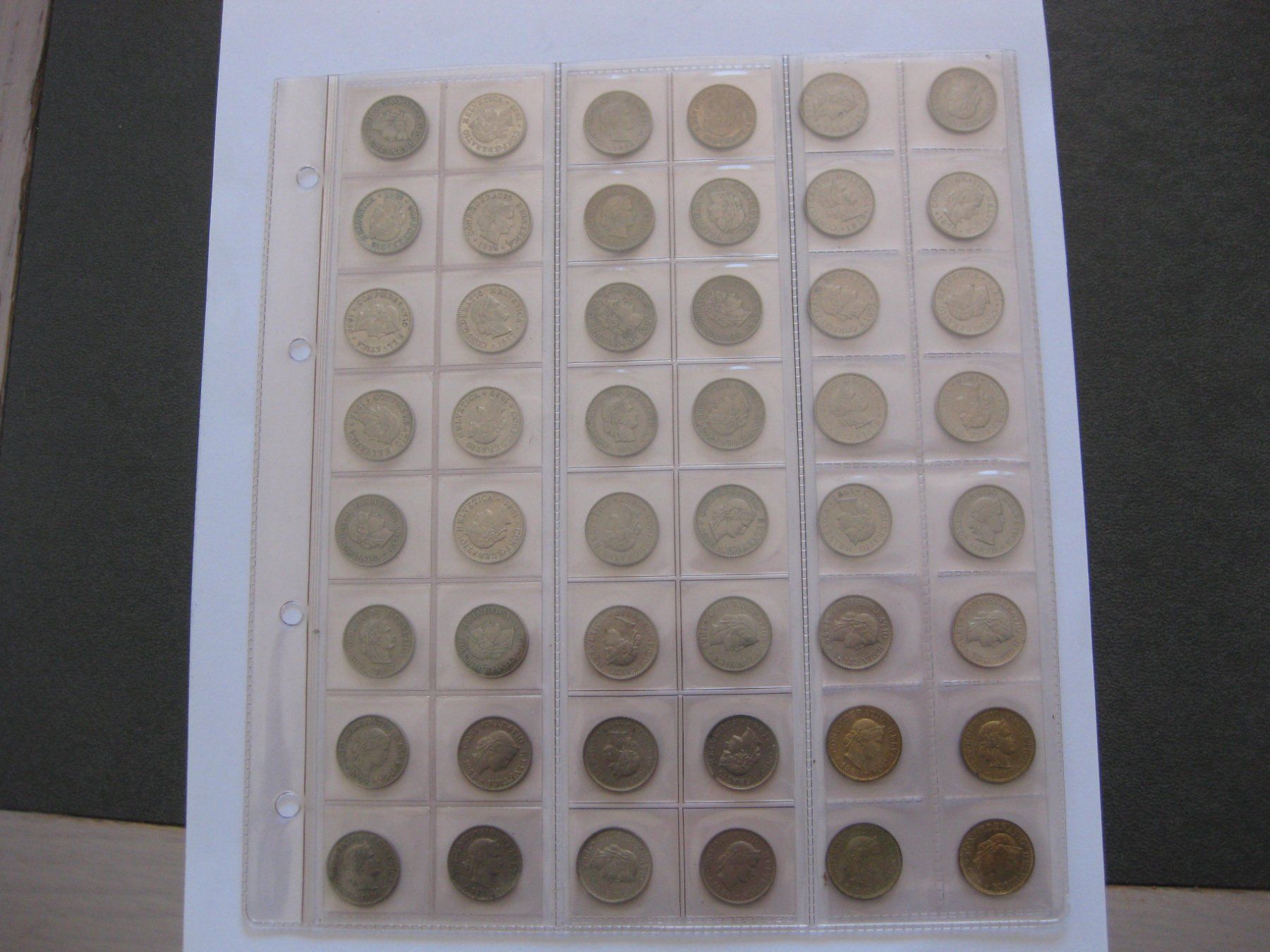 Toutes les monnaies: Collection de 5 Cts 1879 à 1984 complète – D'occasion à MERVELIER par chrichrim05 2