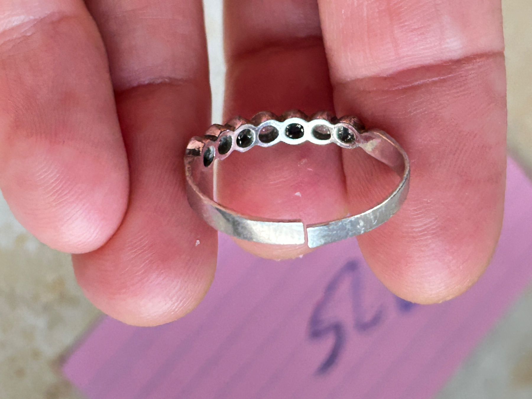 Ringe: Silberring mit schwarzen und weissen Steinen Gr. 58 – Gebraucht aus Laufen von belleskulptur 6
