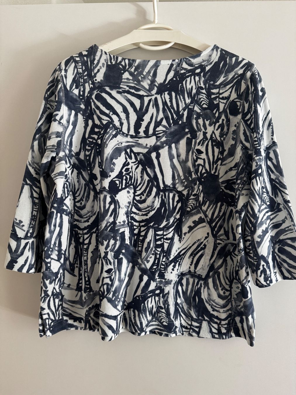 Pullover & Sweatshirts: Efixelle Damen Pullover – Gebraucht aus Wetzikon ZH von hypebeast 1