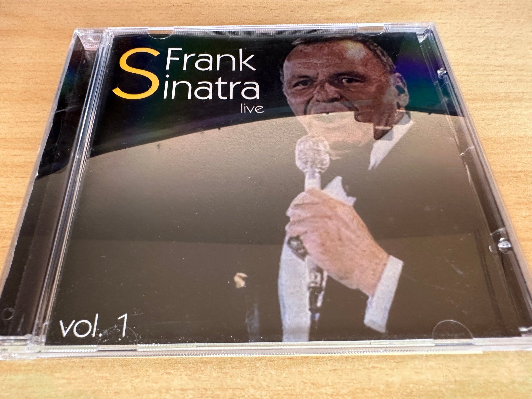 CD: Frank Sinatra – Live Vol.1 – Usato da Rikon im Tösstal venduto da Alpenmutz