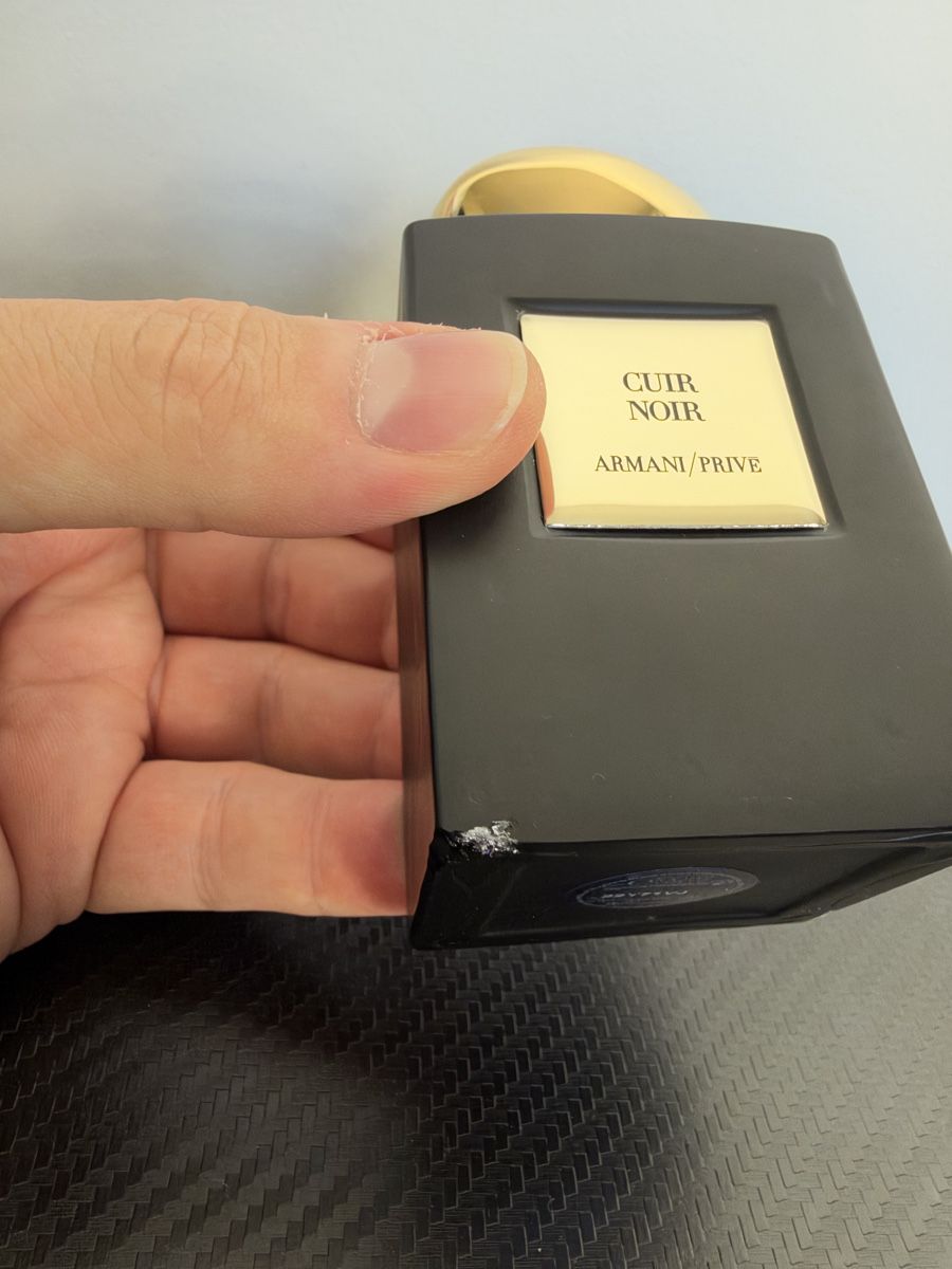 Armani Parfum & Eau de Toilette: Armani Privé - CUIR NOIR 100ml – Gebraucht aus Vésenaz von MirZak 2
