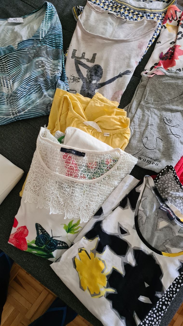 Lots de vêtements: klaiderpaket – D'occasion à Kriens par nello-1 1