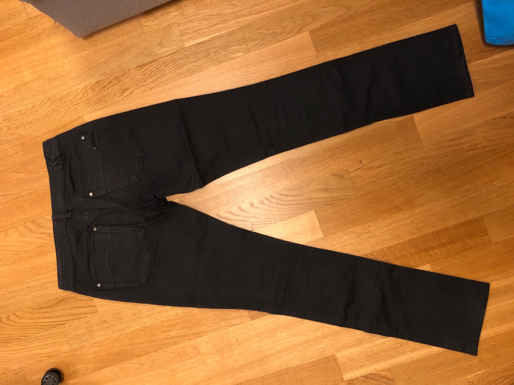 Jeans: Karl Lagerfeld schwarze Jeans – Usato da Duebendorf venduto da tom_lp2m 2