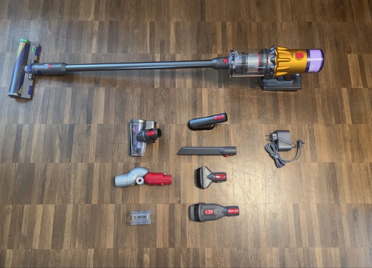Dyson Aspirapolveri & Accessori: Dyson V12 Detect Absolute mit neuem Akku u Filter!! – Usato da Heerbrugg venduto da fdi_7ngx 1