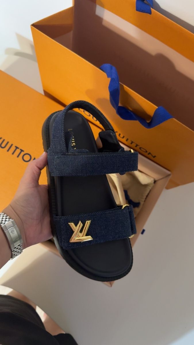 Louis Vuitton Damenschuhe: Sandales Louis Vuitton – Neu und originalverpackt aus Geneve von ine_5bq9