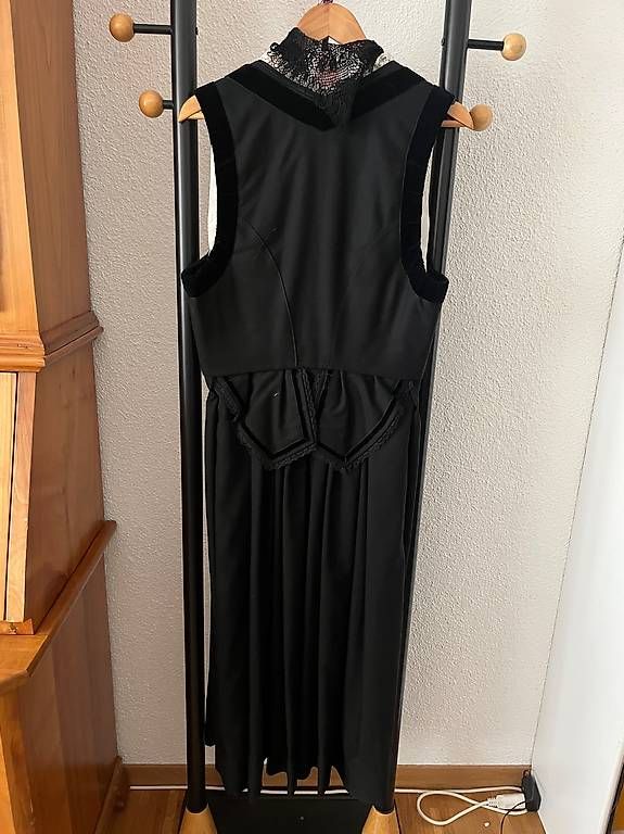 Kleider: Tracht, Simmentaler Tracht – Gebraucht aus Spiez von KauFee 1