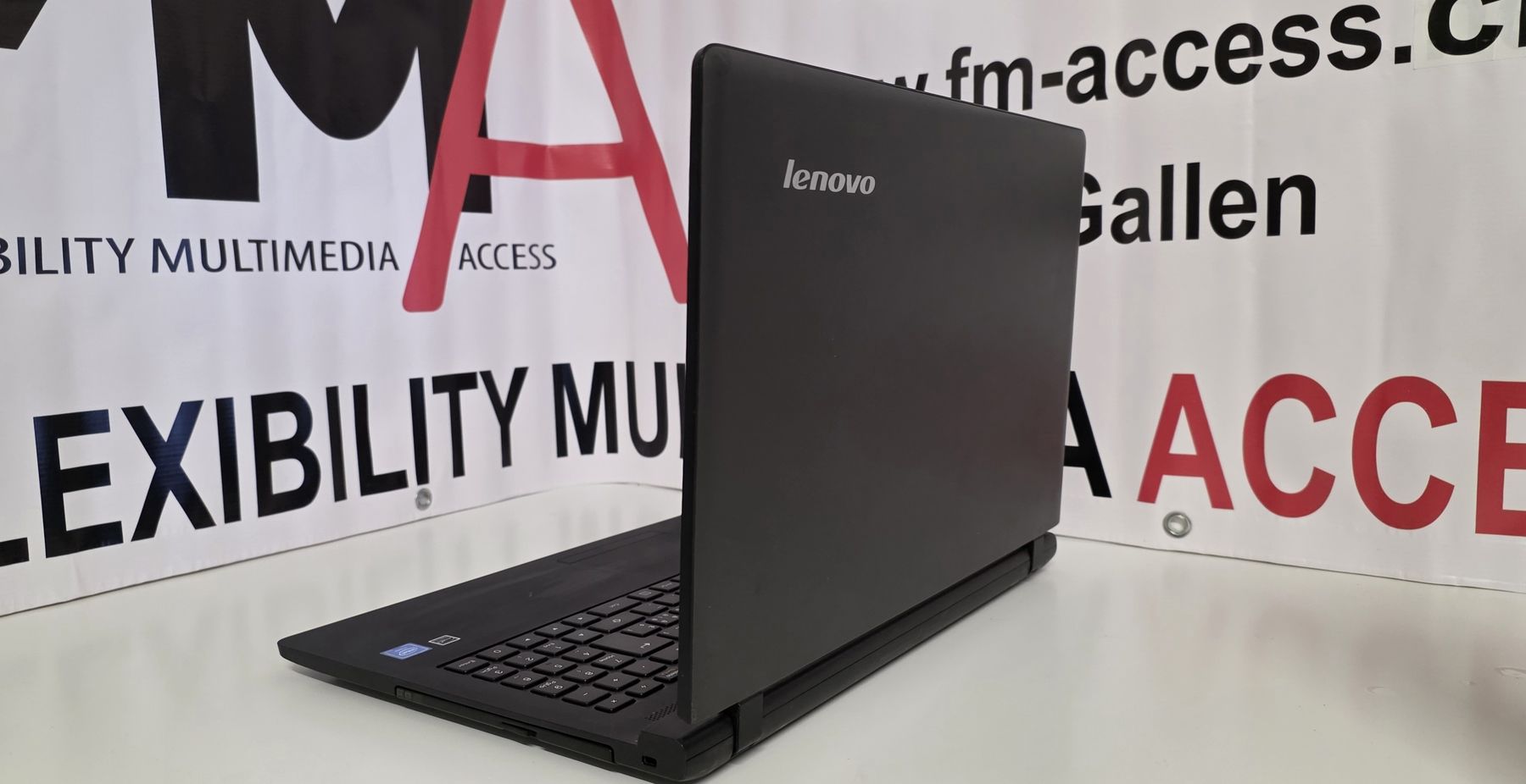 Lenovo Notebooks: Lenovo – Gebraucht aus St Gallen von FMAccess 3