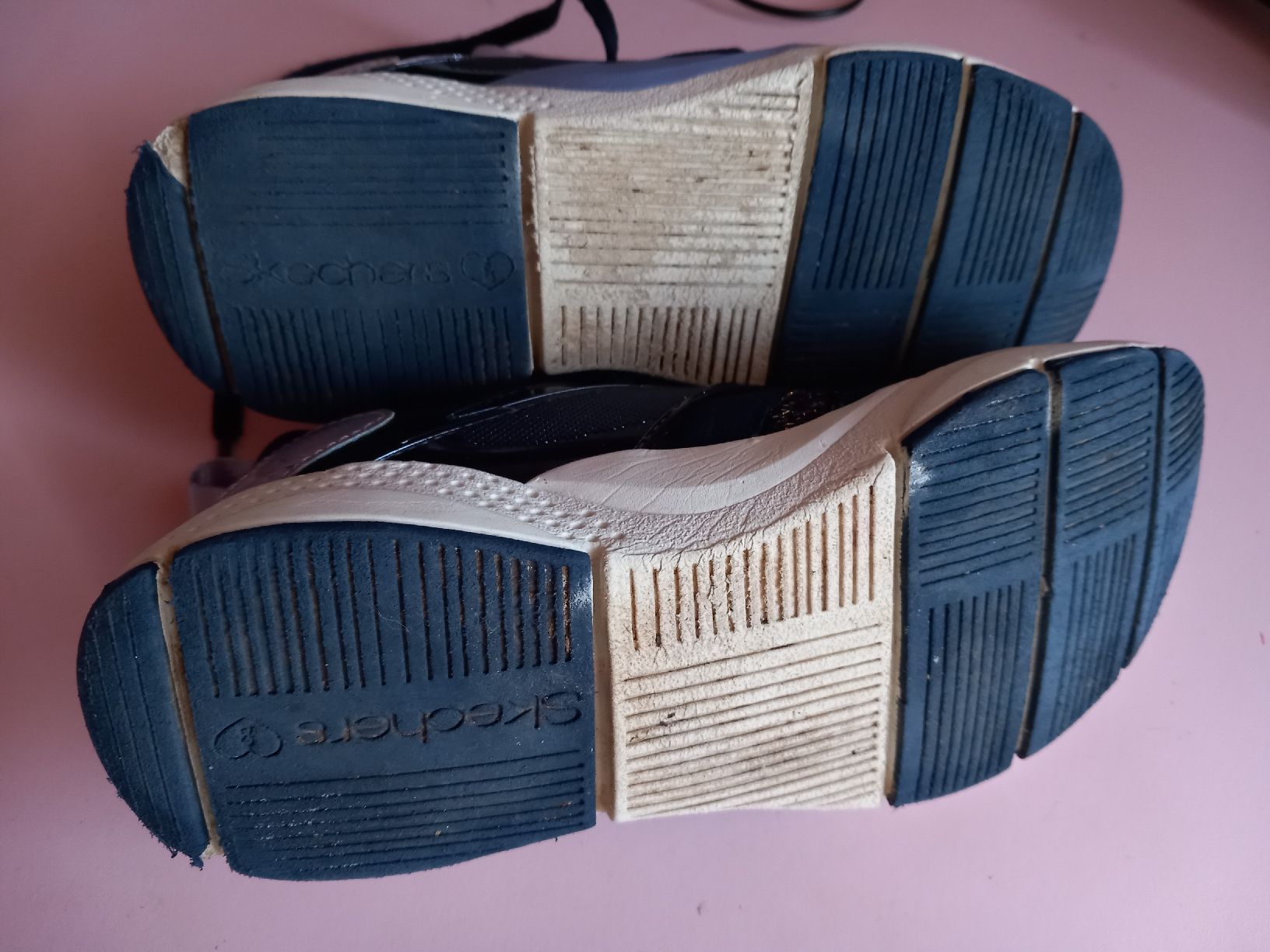 Skechers Chaussures filles: Skechers Schuhe, Grösse 34. – D'occasion à Sonnental par OlgaB83 4